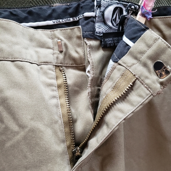 VOLCOM khaki pants - Picture 3 of 6